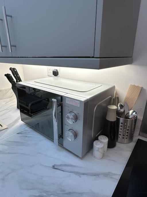 בריסטול Whitsun Studio - Brand New Listing! מראה חיצוני תמונה